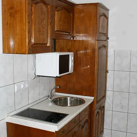 Stanici 2818e *